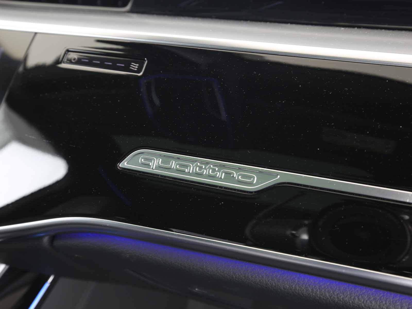 Audi A8 - Bild 20
