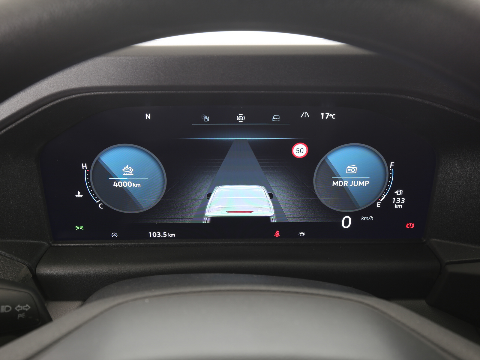 VW T7 Commerce - Bild 11