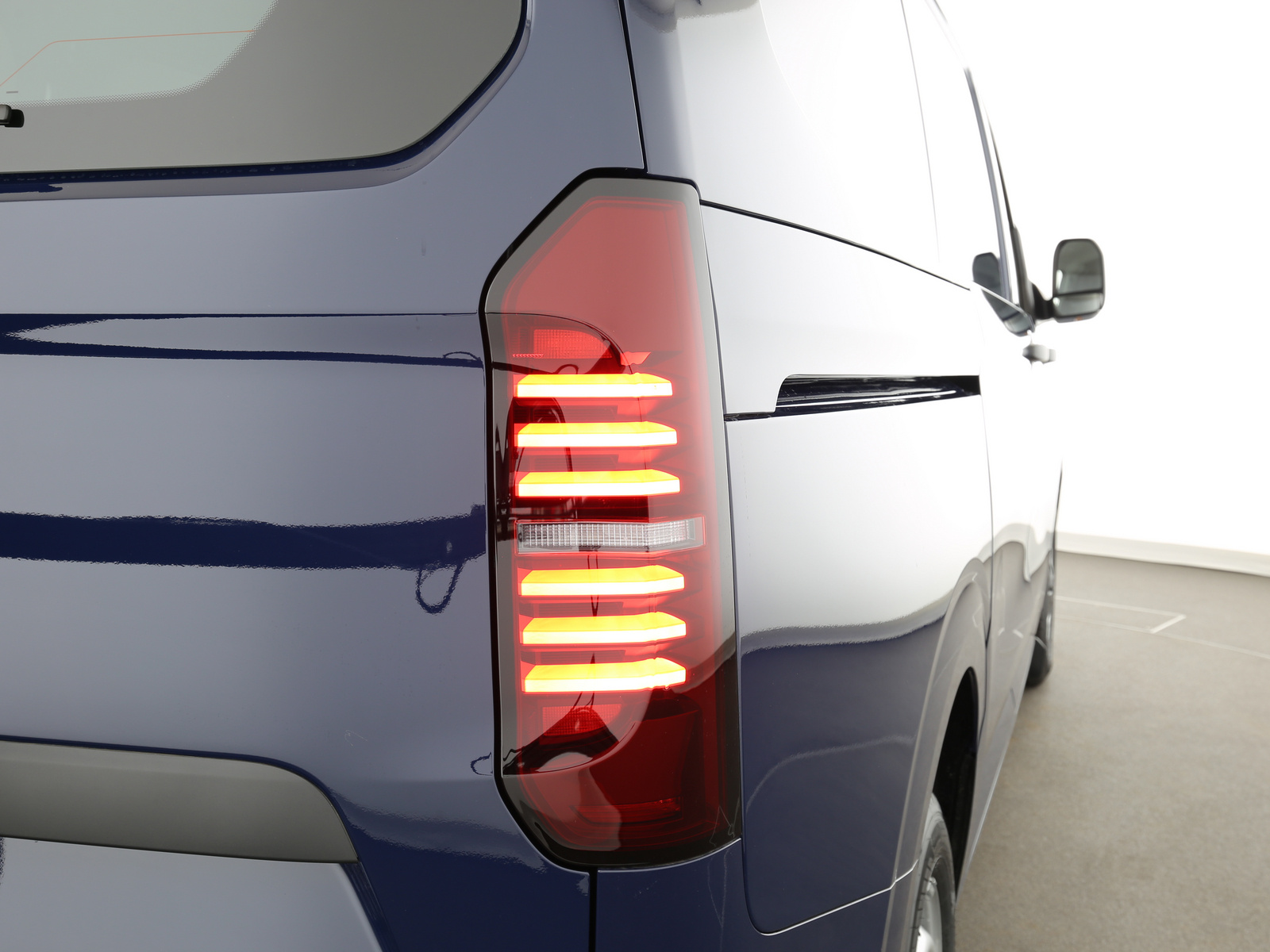 VW T7 Commerce - Bild 22