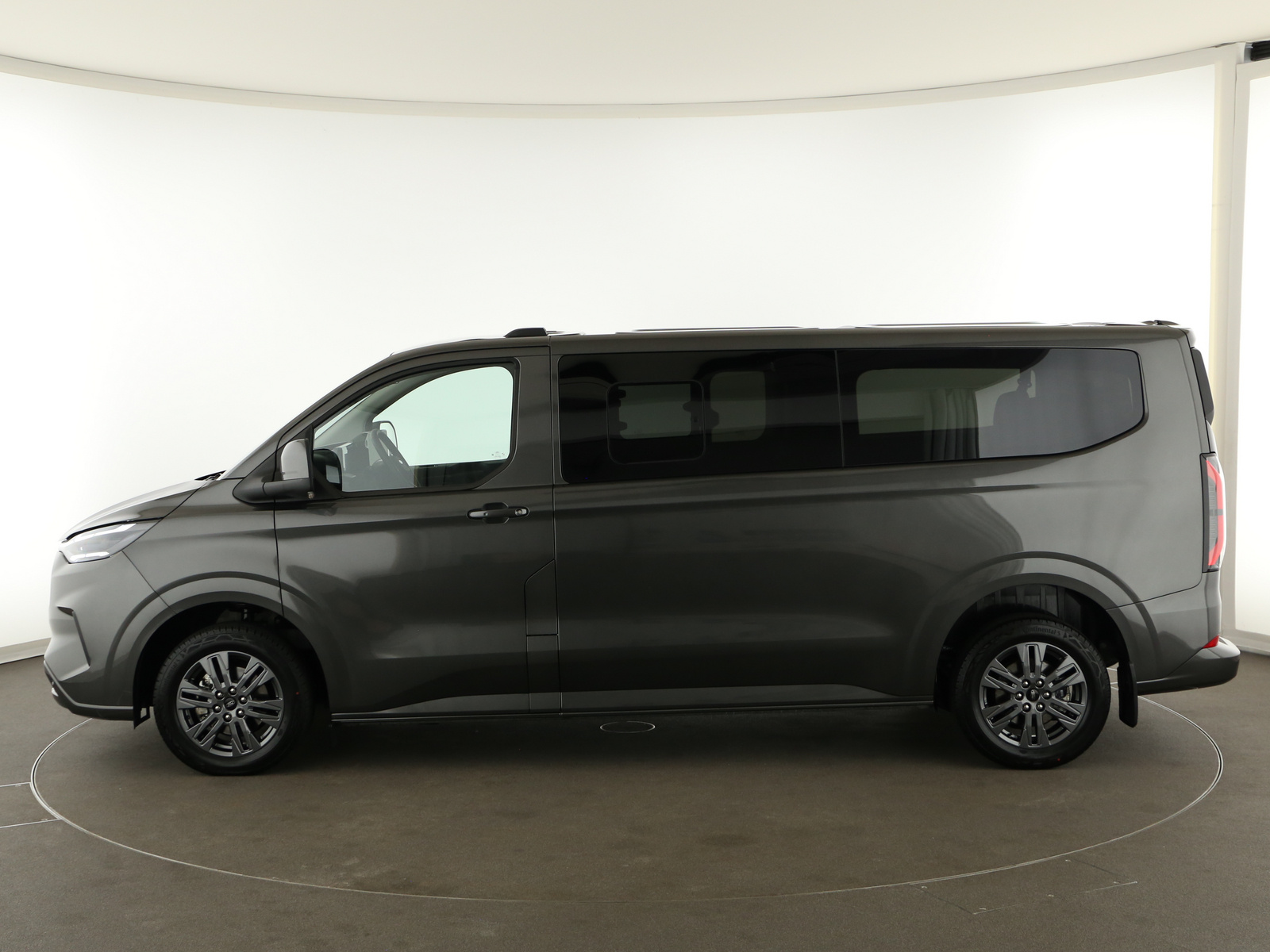 Ford Tourneo - Bild 4