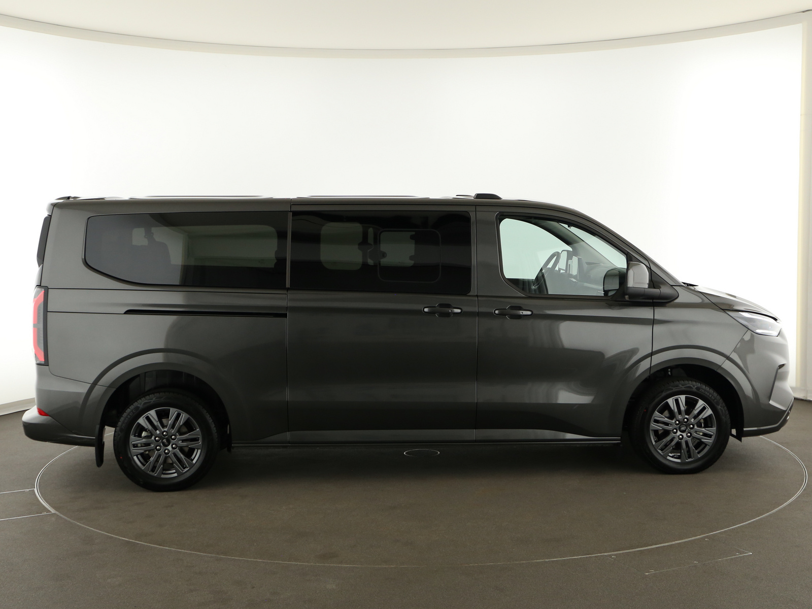 Ford Tourneo - Bild 8