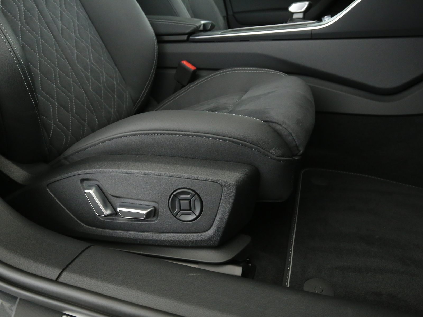 Audi S6 Avant - Bild 16